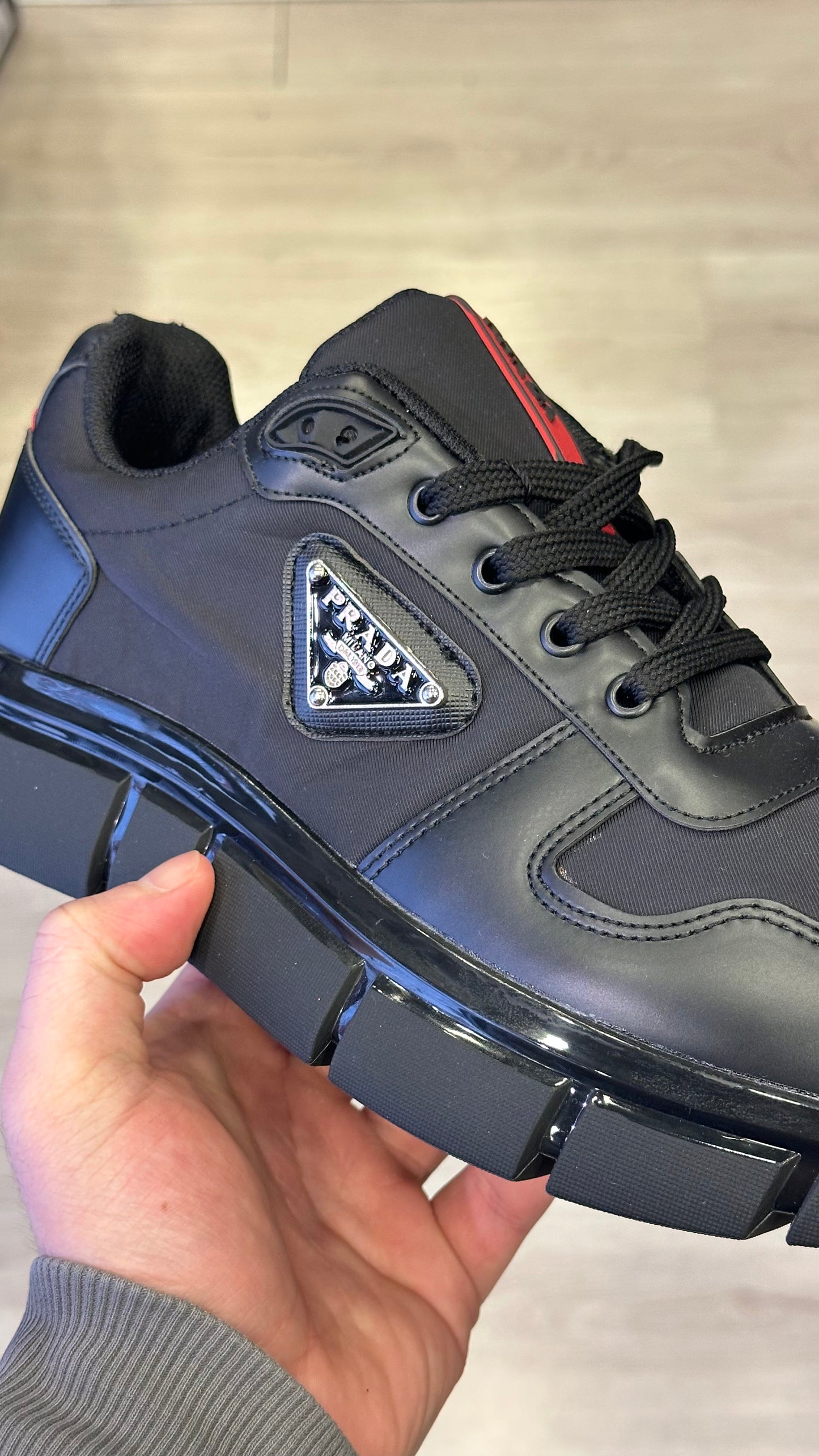 Prada Rahat Tabanlı Siyah Erkek Ayakkabı