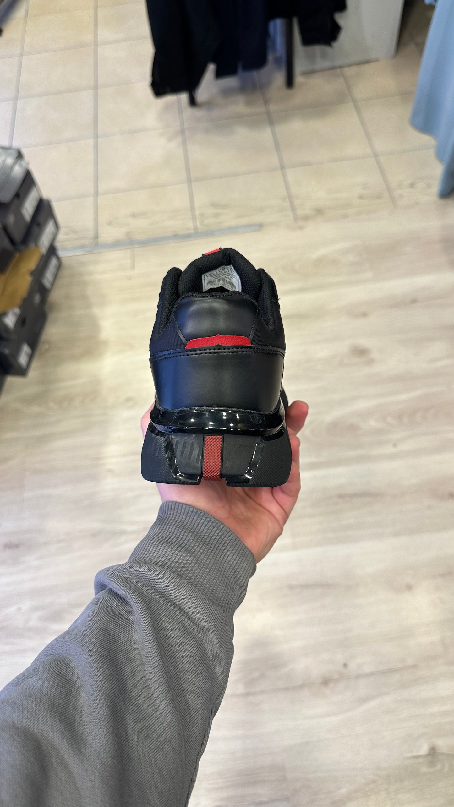 Prada Rahat Tabanlı Siyah Erkek Ayakkabı